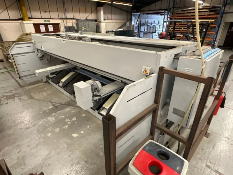 Gavel Auctioneers Ltd - 2011 Ermak HGS-A 4100x6 Guillotine Shear at Auction - Auction Image 3