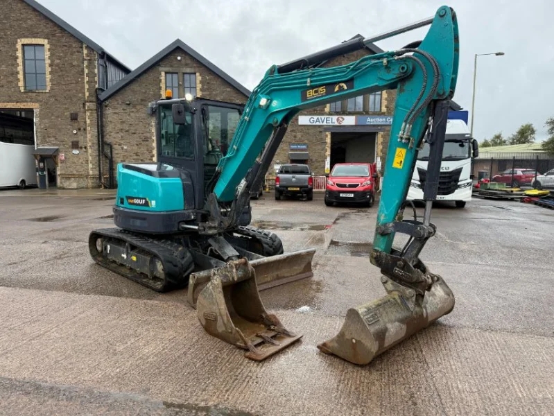 Gavel Auctioneers Ltd - 2024 Sunward SWE60UK 6T Excavator at Auction - Auction Image 5