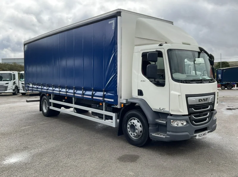BPI Auctions - New & Pre-Registered DAF Truck Auction to include Curtain Sider, Drop Side, Tipper, Box & Skip Lorries - Auction Image 4