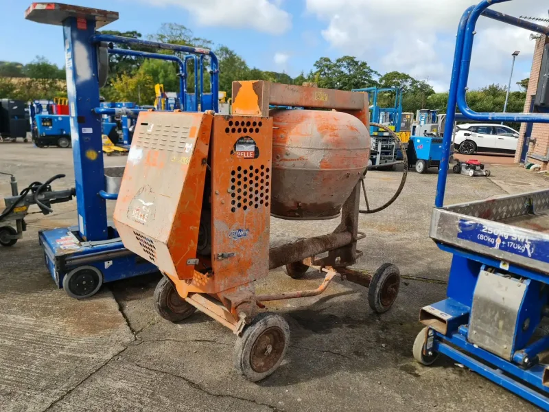 Wilsons Auctions - Glasgow - Plant Equipment and Tool Auction - Auction Image 1