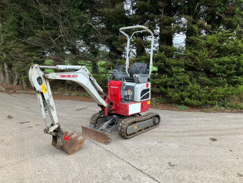 Gavel Auctioneers Ltd - Stolen Recovered 2016 Takeuchi TB210R Excavator at Auction - Auction Image 2