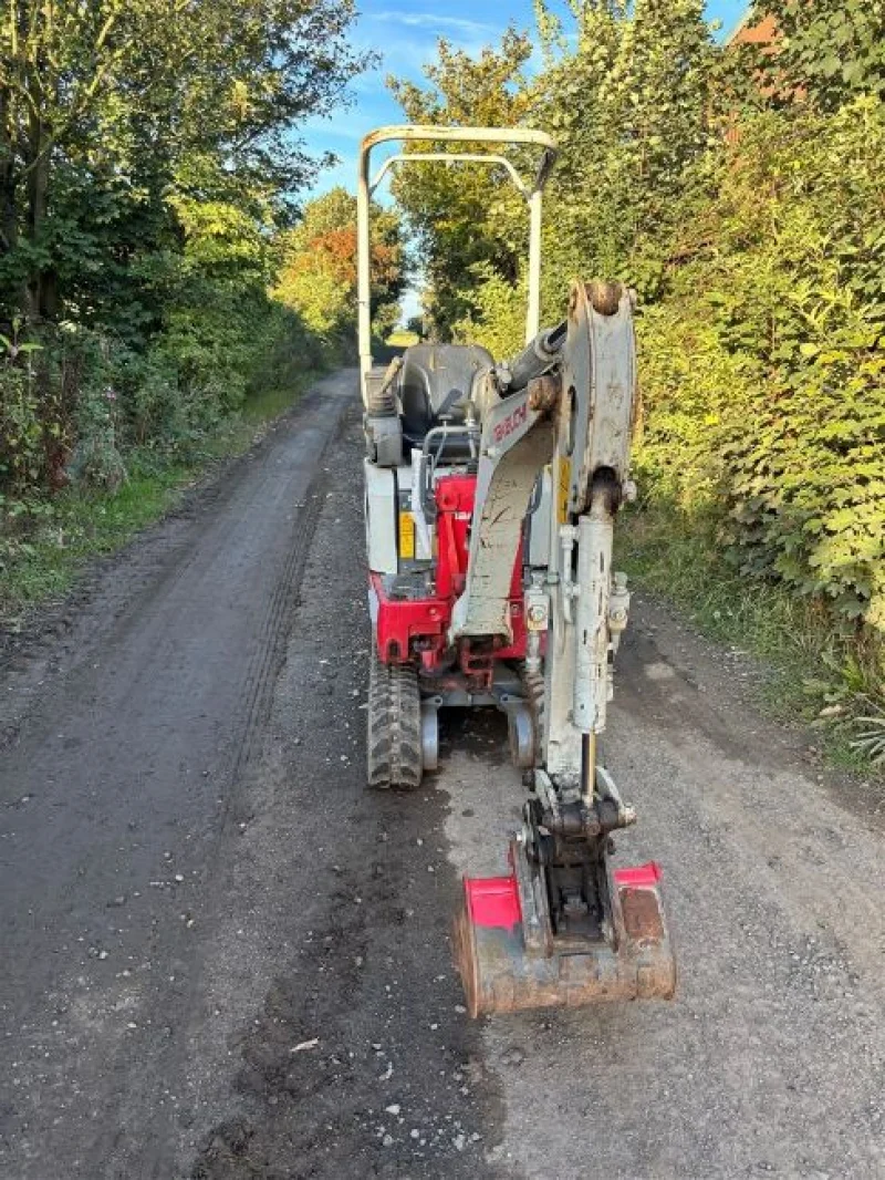 Gavel Auctioneers Ltd - Stolen Recovered 2016 Takeuchi TB210R Excavator at Auction - Auction Image 4