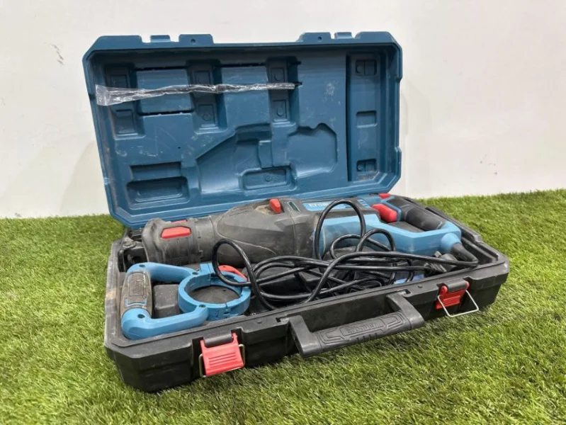 Gavel Auctioneers Ltd - Online Auction of The Assets of a Domestic Repair Specialist - Auction Image 6