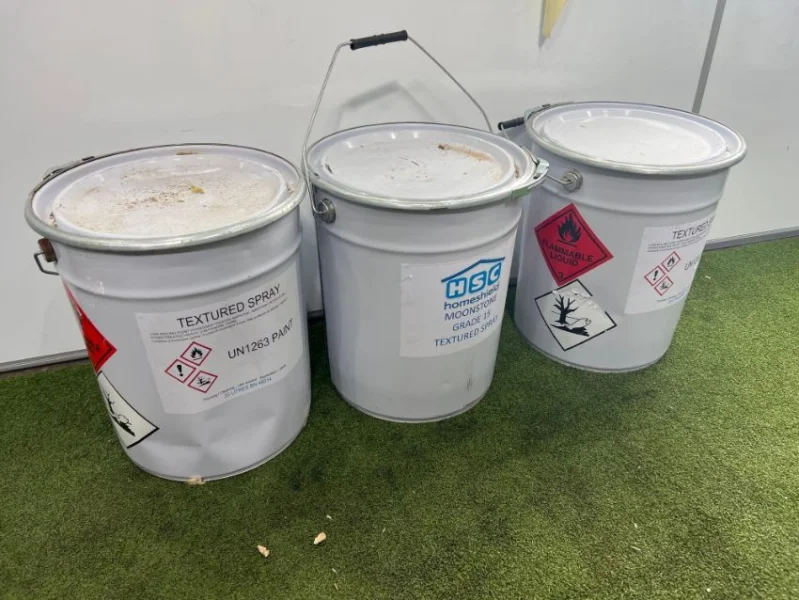 Gavel Auctioneers Ltd - Commercial Paint Spraying Equipment & Paint at Auction - Auction Image 7