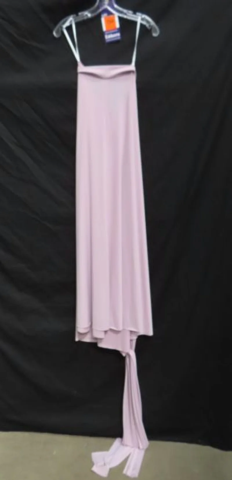 Eddisons - Scunthorpe - Online Auction Remaining Lots of a Luxury Bridalwear from Butterfly Bridal Boutique, Oxfordshire to include Designer Gowns and Wedding Dresses - Auction Image 5