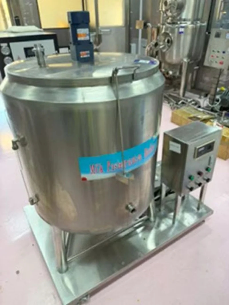 Eddisons - Scunthorpe - The Contents of a Breast Milk Facility at Auction - Auction Image 6