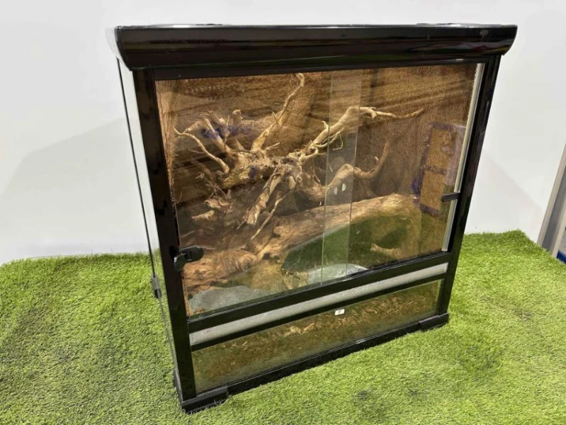 Gavel Auctioneers Ltd - Unreserved Online Auction of The Stock of an Aquatic Suppliers Retailer - Auction Image 3