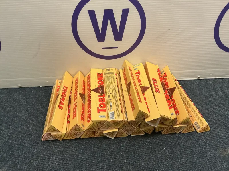 Wilsons Auctions - Glasgow - Online Auction of Giftshop and Confectionary Store Items - Auction Image 2