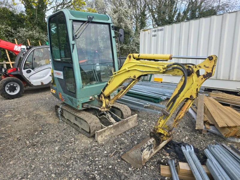 BPI Auctions - Plant & Machinery to include Wheeled Loader, Excavators, Dumpers, Forklifts, Crushers, Godwin Pumps, Fuel Tanks & more at Auction - Auction Image 3