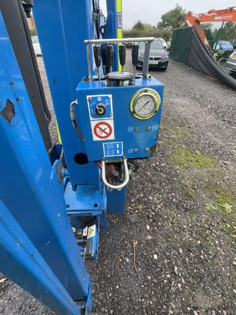 Gavel Auctioneers Ltd - Unreserved Online Auction - Salvage 2015 CTE TRACCESS 170 - Auction Image 5