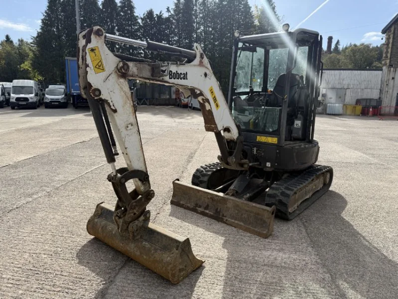 Gavel Auctioneers Ltd - Stolen Recovered 2019 Bobcat E26 Excavator at Auction - Auction Image 3