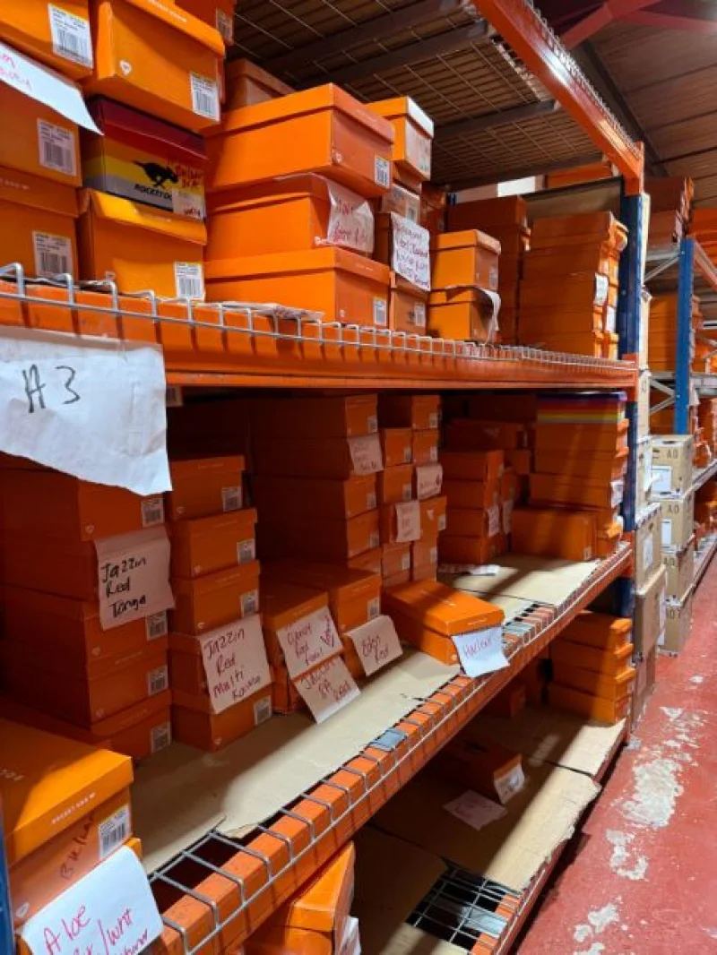 JPS Chartered Surveyors - Approx 7,100 x Pairs of Branded Footwear at Auction - Auction Image 2