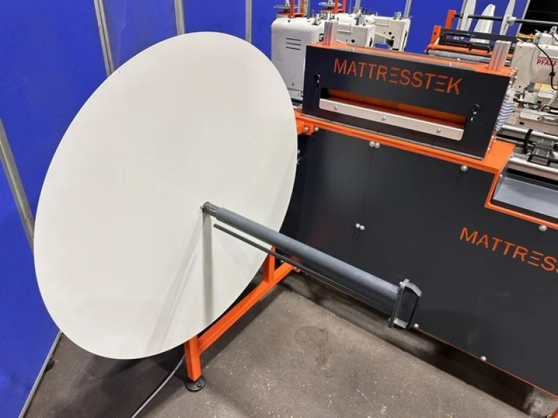 Cottrill & Co - 2022 Mattresstek Taktek-4 STD Simulated Side Stitch Machine at Auction - Auction Image 6