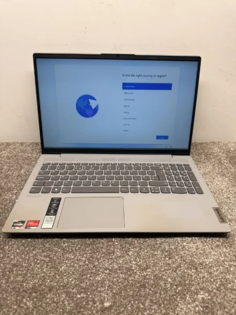 JPS Chartered Surveyors - IT Equipment Auction | Apple, Lenovo, HP & More - Auction Image 4