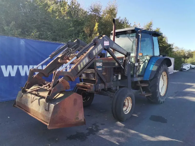 Wilsons Auctions - Dublin 22 - Plant & Machinery, HGV and Equipment Auction - Auction Image 4