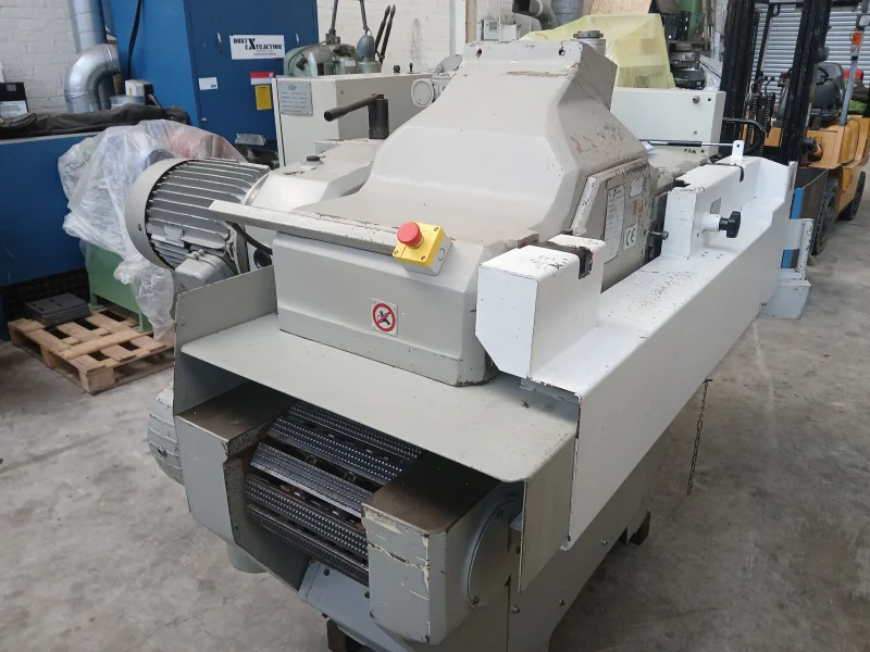 Sanderson Weatherall LLP - Leeds - New & Overhauled Woodworking Machinery, Engineering Machine Tools, Mobile Access Platforms at Auction - Auction Image 4