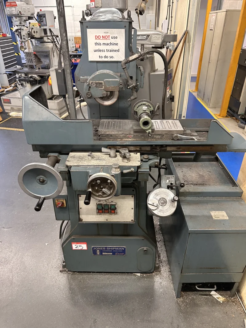 Cottrill & Co - 2016 LVD Electra FL3015 3kw Fibre Laser Cutter & Promecam CTH425 Powered Guillotine at Auction - Auction Image 4