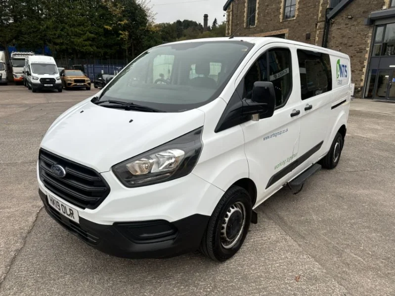 Gavel Auctioneers Ltd - Unreserved Online Auction - 2019 Ford Transit Custom 300 Base Crew Cab Panel Van - Auction Image 3