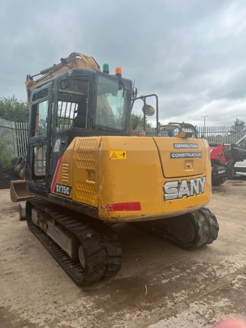 Gavel Auctioneers Ltd - Salvage 2023 Sany SY75C 7.5 Ton Tracked Excavator Auction - Auction Image 3