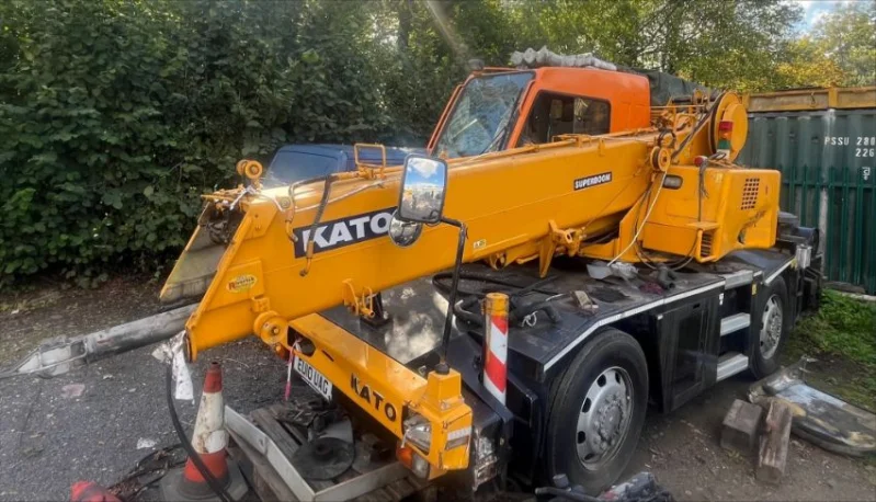 Gavel Auctioneers Ltd - Salvage 2010 Kato MR130 (KRM13H) City Crane at Auction - Auction Image 5