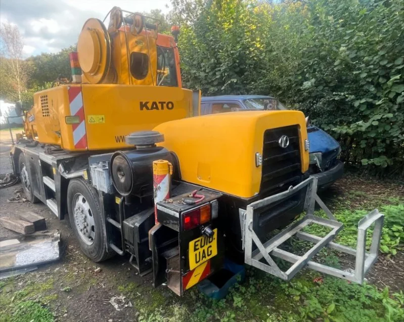 Gavel Auctioneers Ltd - Salvage 2010 Kato MR130 (KRM13H) City Crane at Auction - Auction Image 2