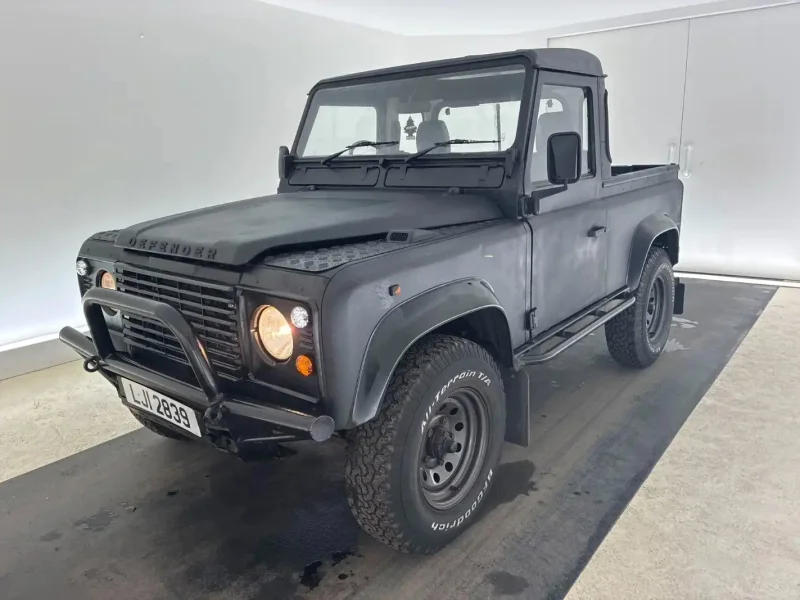 Wilsons Auctions - Classic 1988 Land Rover Defender Auction - Auction Image 2