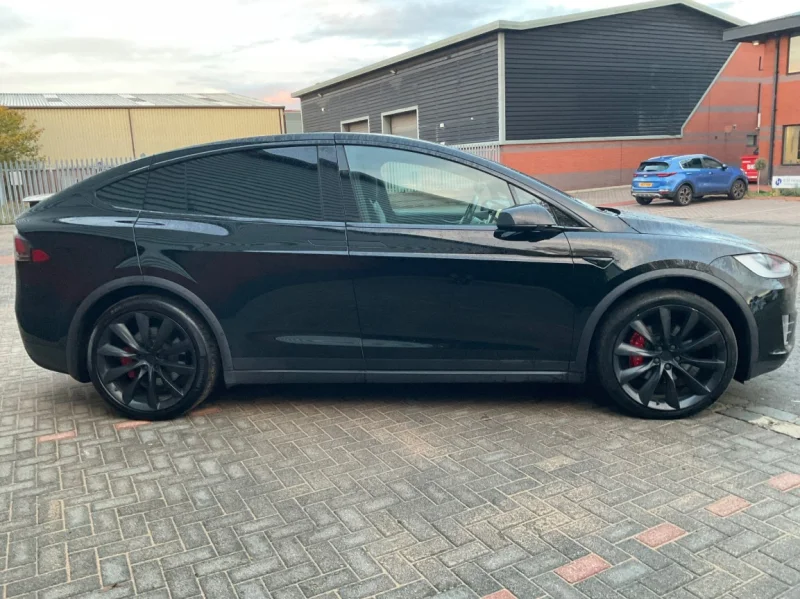 BPI Auctions - 2020 Tesla Model X Perfom Ludicrous AWD - Auction Image 2