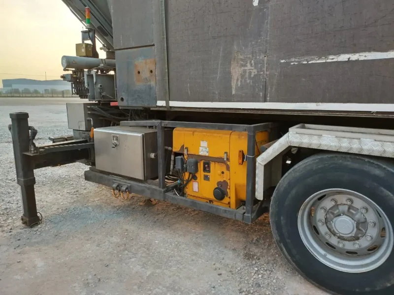 Wilsons Auction - Shotton Point - 2000 Morbit Stage Trailer Auction - Auction Image 2