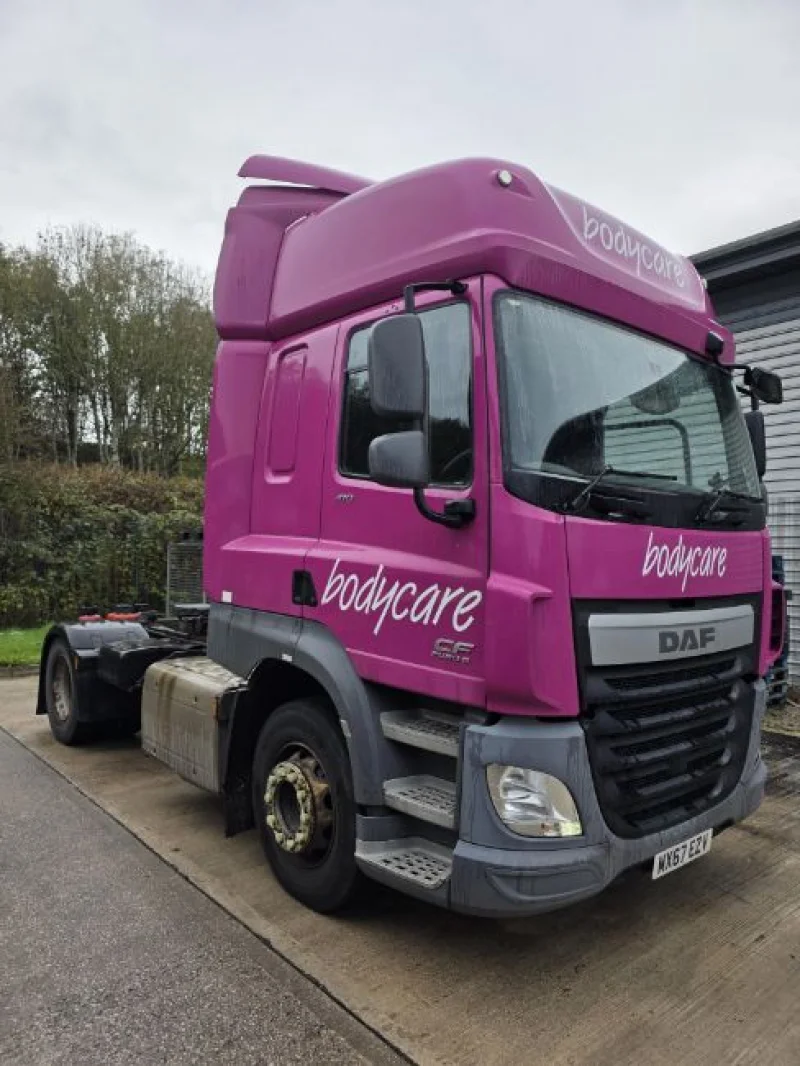 Supreme Auctions Ltd - Fleet of Well Maintained DAF Lorries at Auction - Auction Image 2