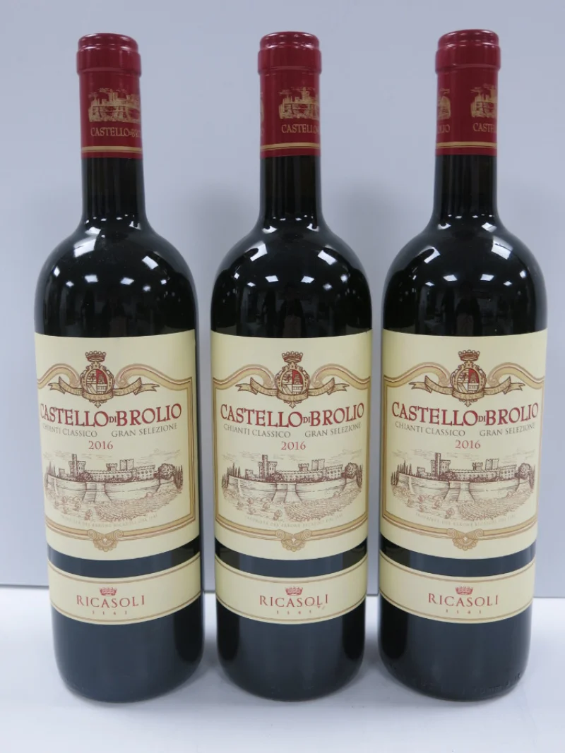 G J Wisdom & Co - Large Collection of Fine Whiskey's, Champagnes, Wines & Other Spirits at Auction - Auction Image 6