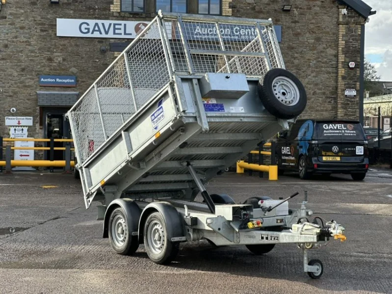 Gavel Auctioneers Ltd - 2022 Ifor Williams TT2415-272 Twin Axle Tipping Trailer Auction - Auction Image 2