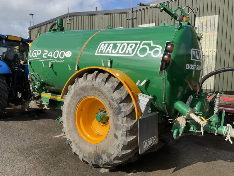 Gavel Auctioneers Ltd - Salvage 2023 Major 2400LGP Dust Suppression Tanker at Auction - Auction Image 1