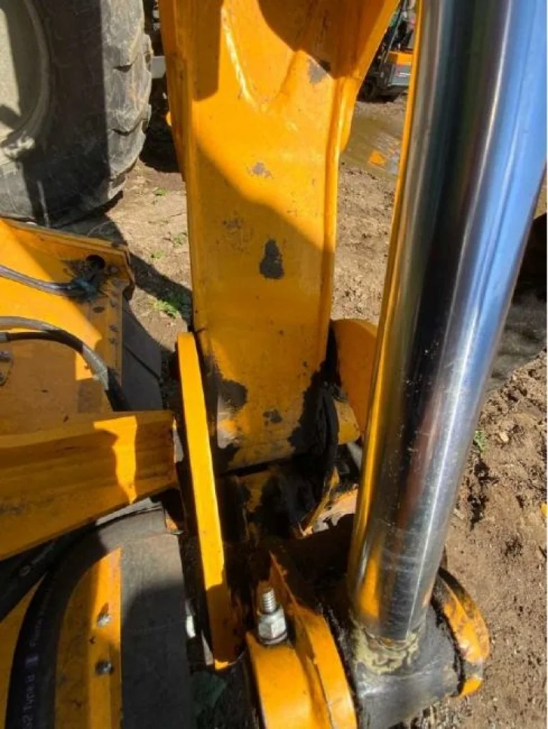 Gavel Auctioneers Ltd - Salvage 2024 Shelbourne Reynolds 7060T Tractor Mounted Hedge Cutter Attachment Auction - Auction Image 5