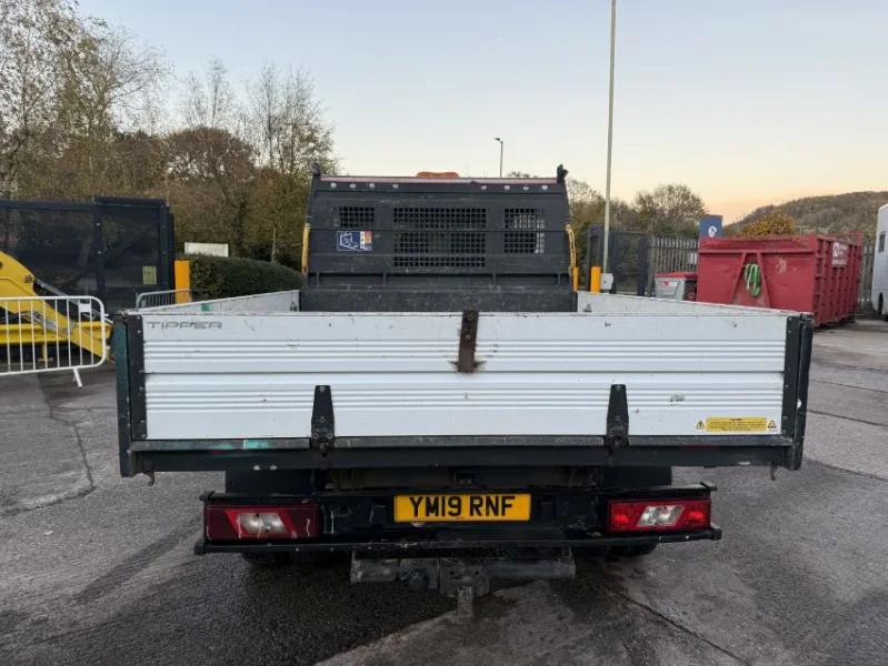 European Valuations - 2019 Ford Transit Crew Cab Tipper Auction - Auction Image 4