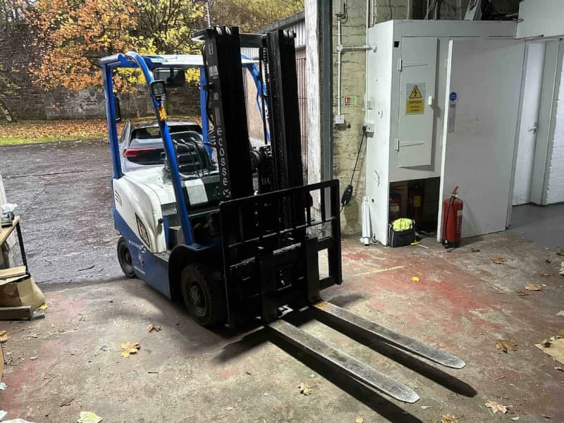 Sweeney Kincaid - Cosmetic Production & Warehouse Equipment Auction - Auction Image 1