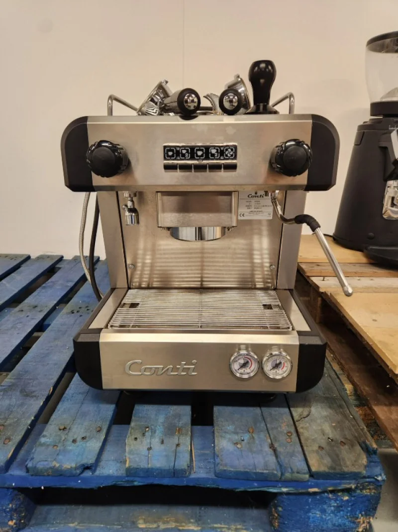 BPI Auctions - CNC Smart Profile Bending Machine, Skin Treatment Machine, Prochem Carpet Cleaner, Garage Equipment & more - Auction Image 4