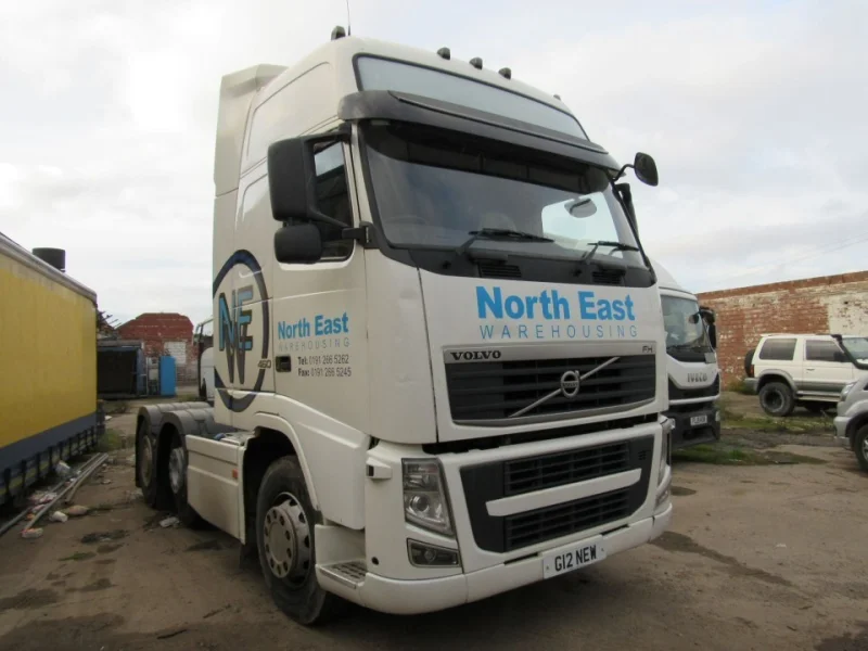 Eddisons - Stockport - Tractor Units, Trailers and Commercial Vehicle Auction From a Warehousing and Logistics Business - Auction Image 2