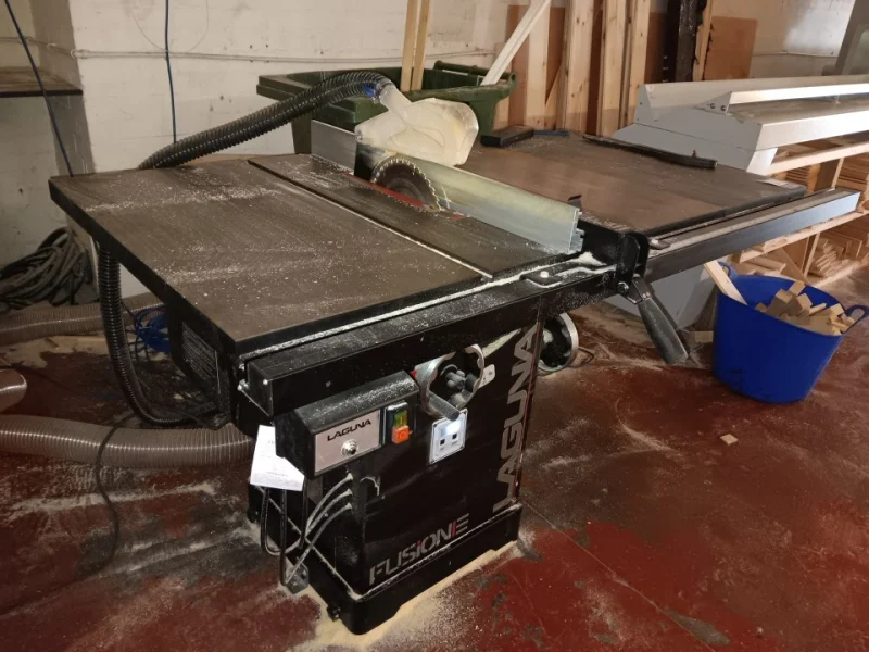 Eddisons - Stockport - Salvador Superpush 200 Optimising Saw & Assets of a Manufacturer of Timber Buildings at Auction - Auction Image 2