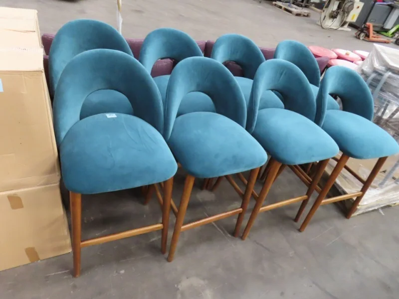 Eddisons - Stockport - Alcohol, Catering Equipment and Furniture at Auction - Auction Image 4