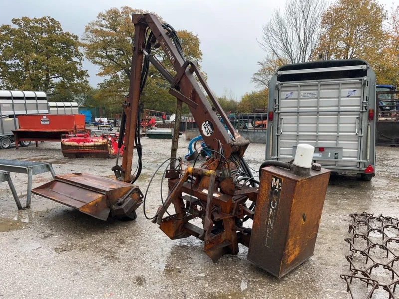 Ruthin Farmers Auction Company Ltd - Farm Machinery, Implements, Vehicles & Agricultural Miscellanea Auction - Auction Image 5