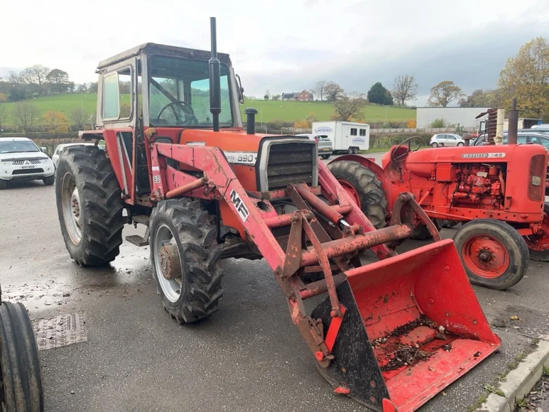 Ruthin Farmers Auction Company Ltd - Farm Machinery, Implements, Vehicles & Agricultural Miscellanea Auction - Auction Image 2