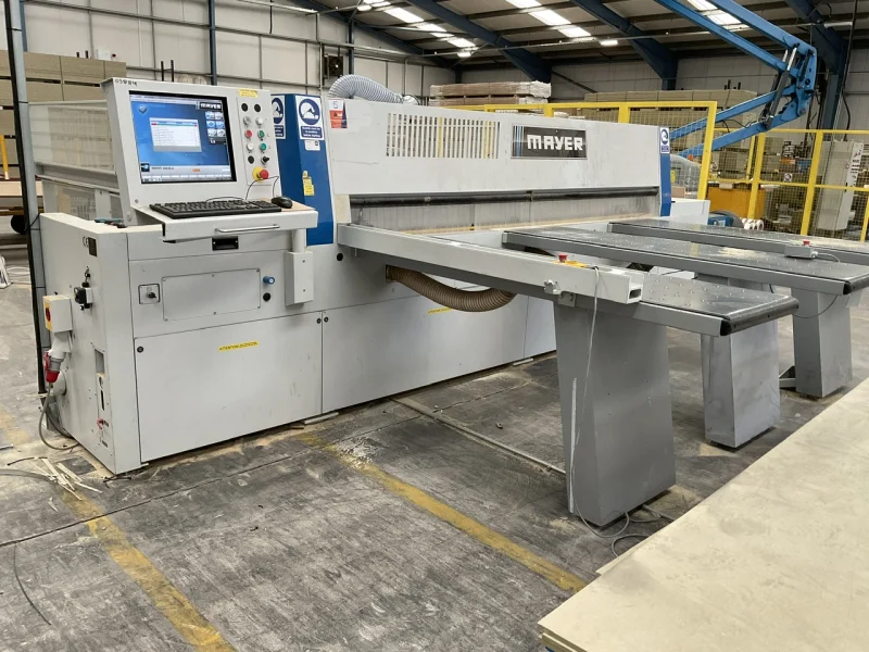 BPI Auctions - Industrial Woodworking Machinery to include Beam Saws, Planer Moulders, Crosscut Saws & more at Auction - Auction Image 4