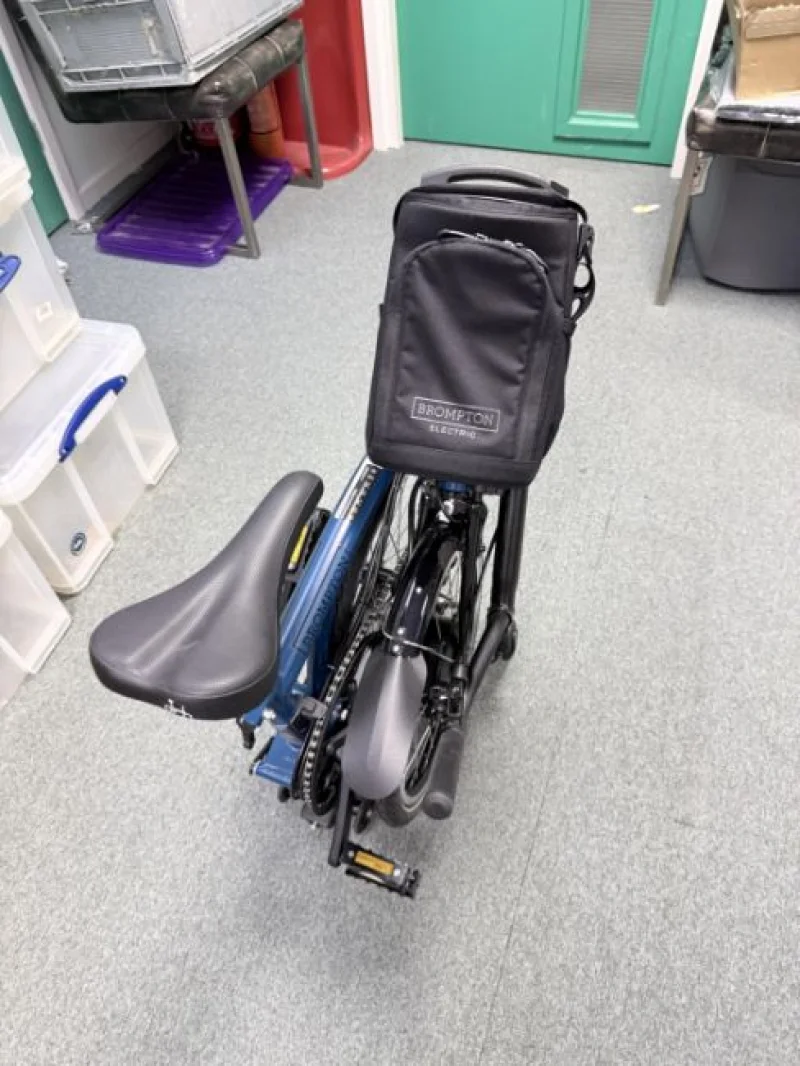 Kumar & Company - Assets of Red Kite Cycles to include Bull Finch Assets & IPR, Range of 8 Brompton Bikes & Clothing, Bike Accessories, Tyres & More at Auction - Auction Image 3
