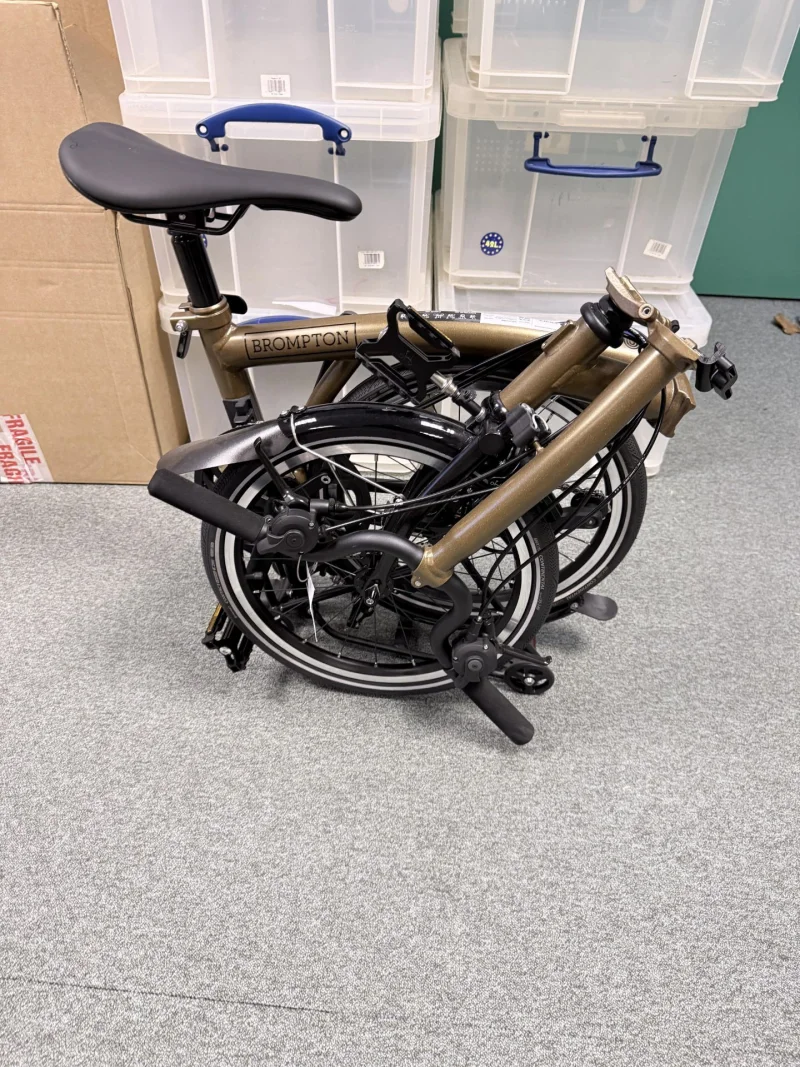 Kumar & Company - Assets of Red Kite Cycles to include Bull Finch Assets & IPR, Range of 8 Brompton Bikes & Clothing, Bike Accessories, Tyres & More at Auction - Auction Image 2