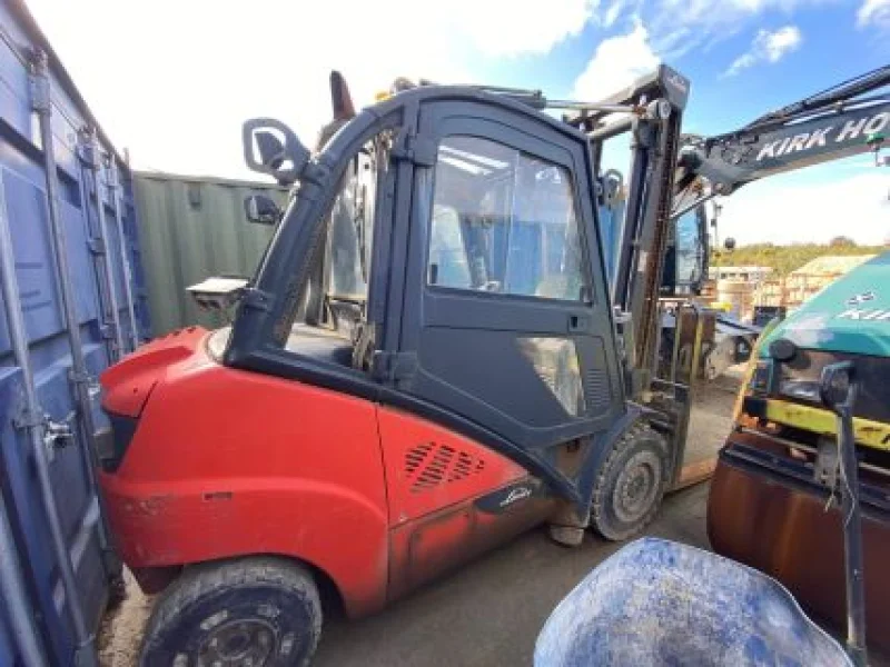 Lambert Smith Hampton - Exeter - Contractors Plant, HGV & Commercial Vehicles, Plant Trailers, Portable Buildings at Auciton - Auction Image 6