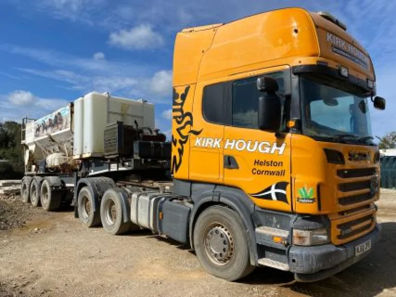 Lambert Smith Hampton - Exeter - Contractors Plant, HGV & Commercial Vehicles, Plant Trailers, Portable Buildings at Auciton - Auction Image 8
