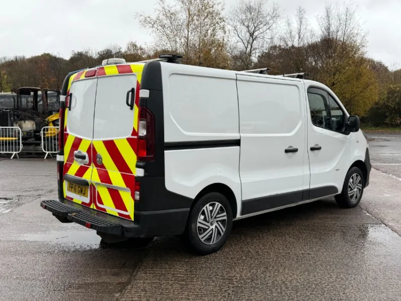 Gavel Auctioneers Ltd - Unreserved Online Auction - 2016 Vauxhall Vivaro 2900 BT CDTI Panel Van - Auction Image 3