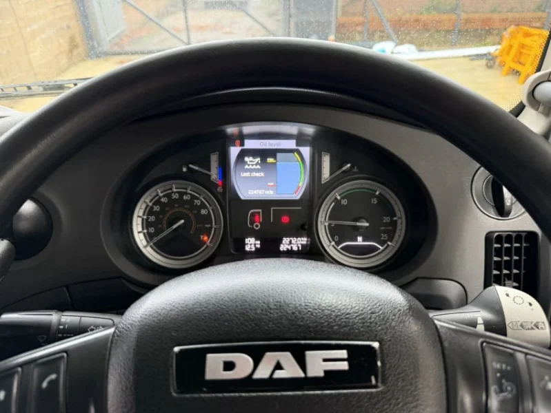 Gavel Auctioneers Ltd - 2018 DAF XF510, 80-ton Tractor Unit, Hub Reduction 6x2 Twin Tag available at Auction - Auction Image 4