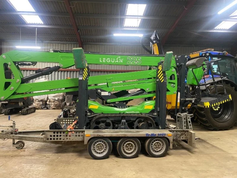 Gavel Auctioneers Ltd - Salvage 2023 Leguan 226 MEWP Tracked Access Platform & 2023 Te-Ho Trailer available at Auction - Auction Image 1