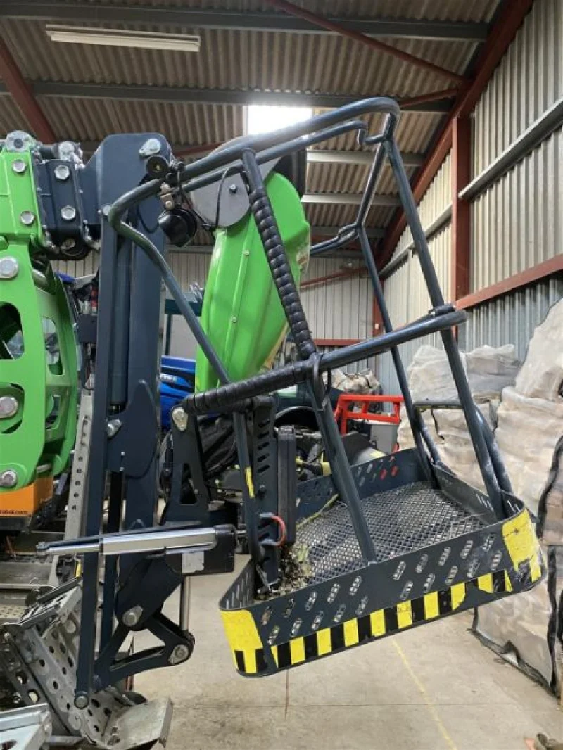 Gavel Auctioneers Ltd - Salvage 2023 Leguan 226 MEWP Tracked Access Platform & 2023 Te-Ho Trailer available at Auction - Auction Image 3
